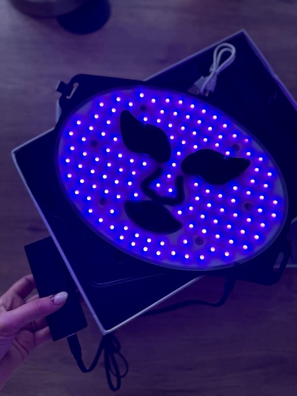 LED Light Therapy Luxury Mask