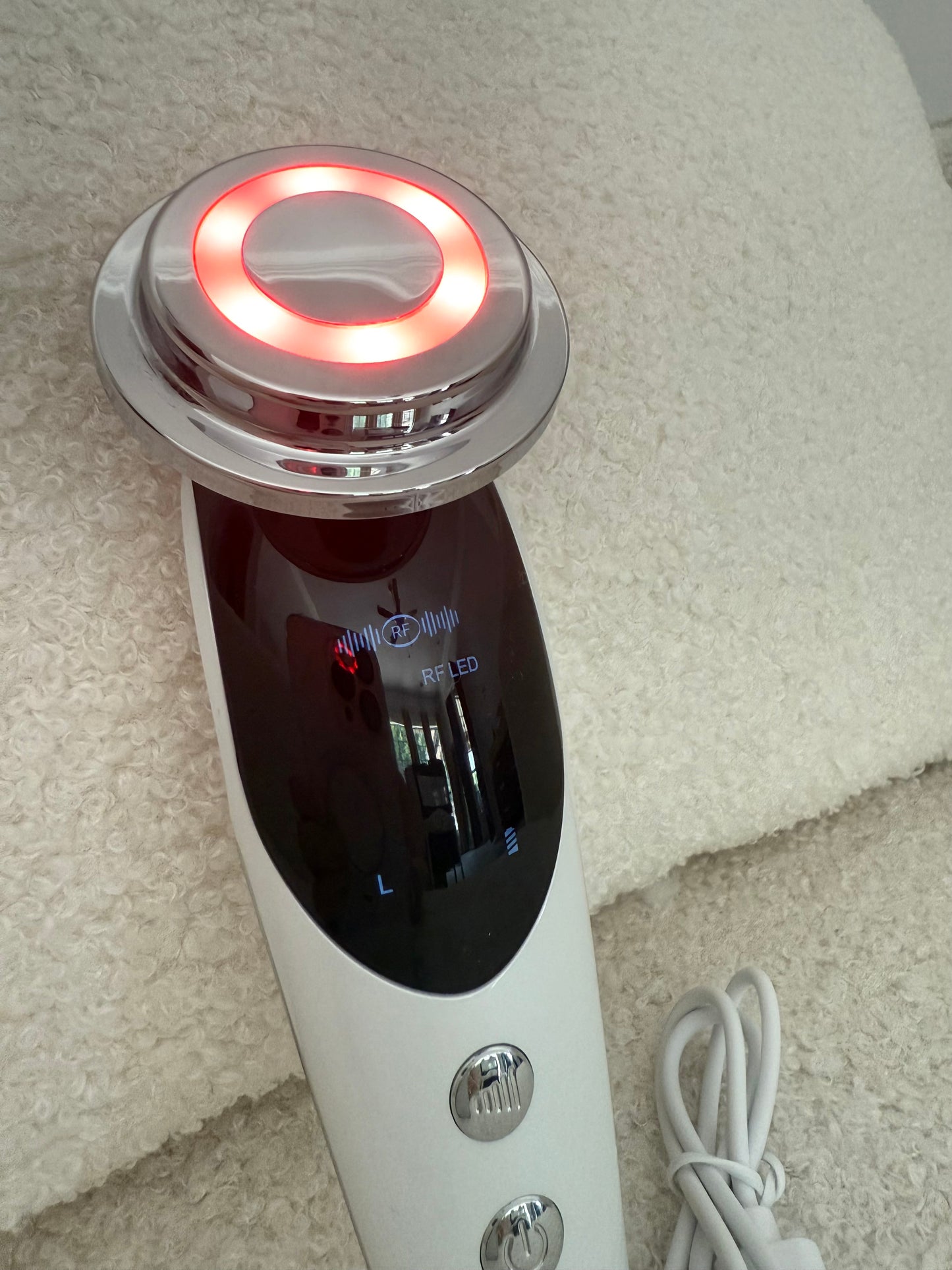 7-in-1 Anti-Aging RF & LED Skin Rejuvenation Device – Lifting, Firming & Deep Care